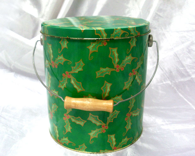 tin bucket